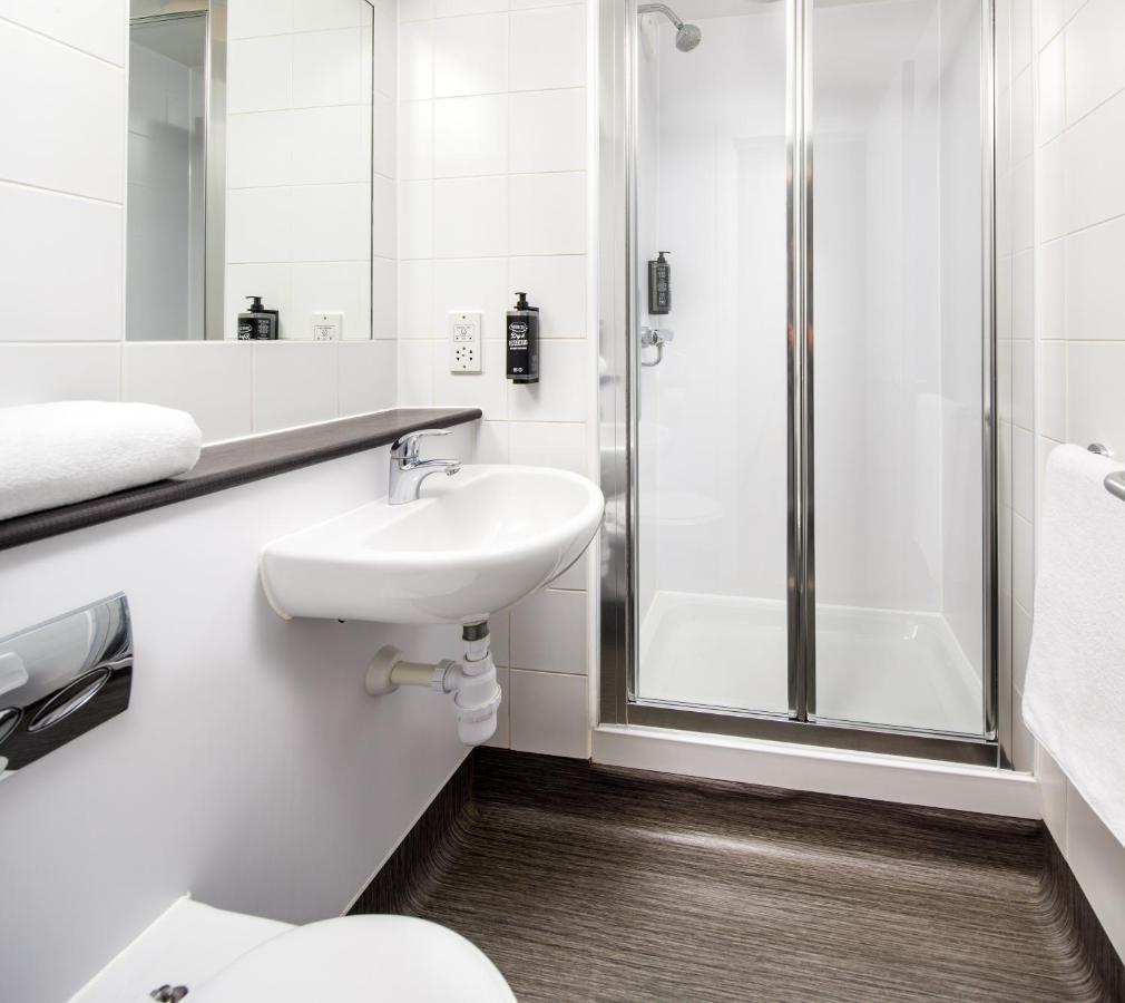 Hotel Ibis Budget London Heathrow 3*