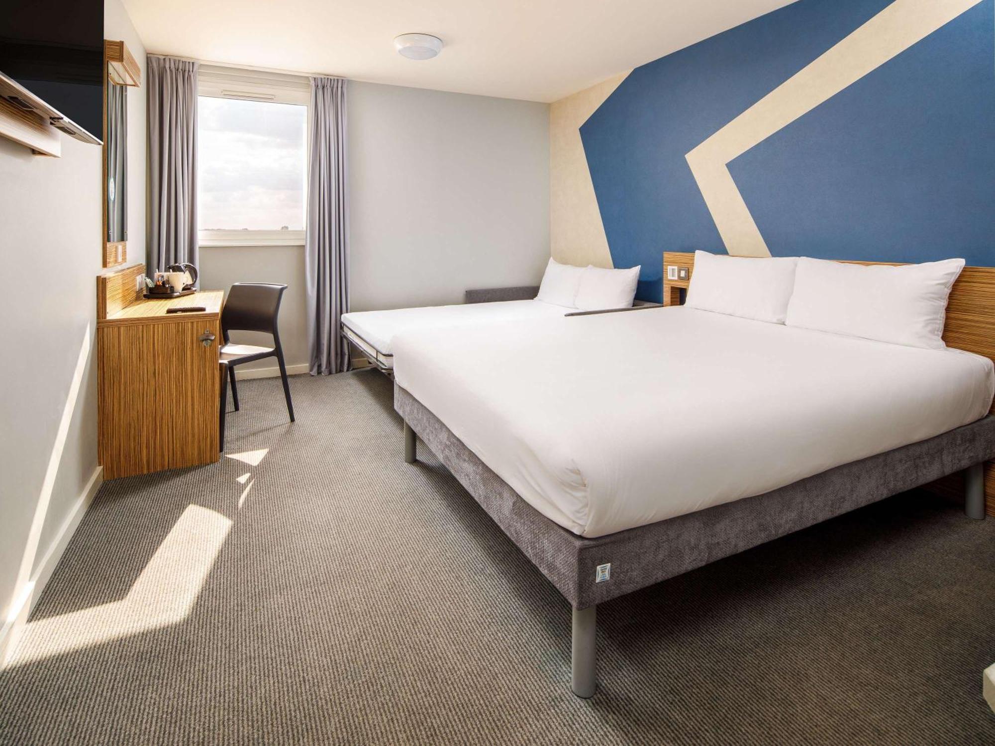 Ibis Budget London Heathrow 3*