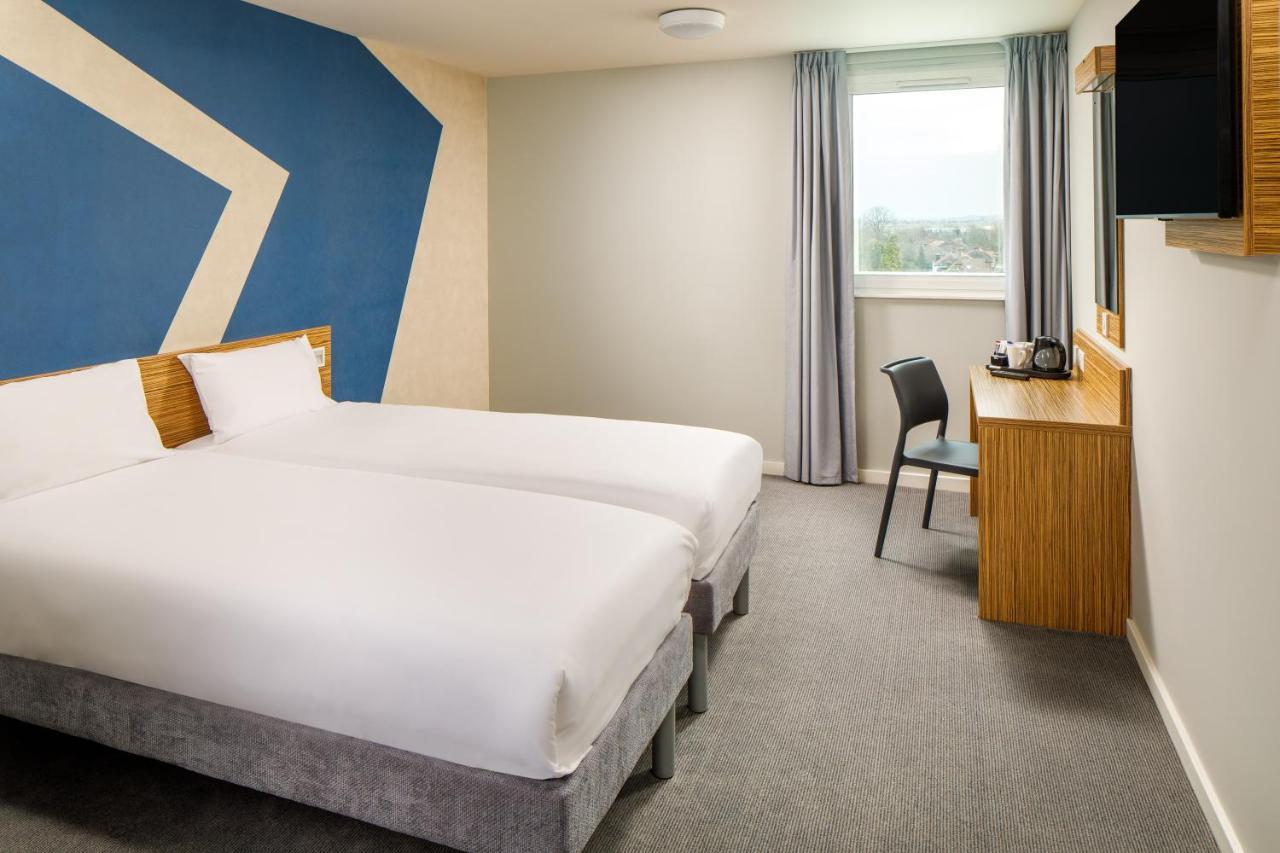 Ibis Budget London Heathrow Хаунслоу