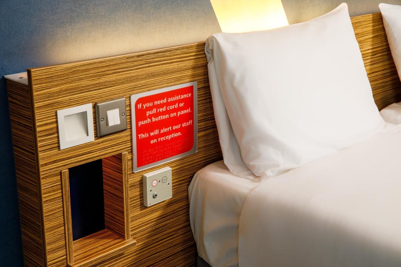 Ibis Budget London Heathrow 3* Хаунслоу