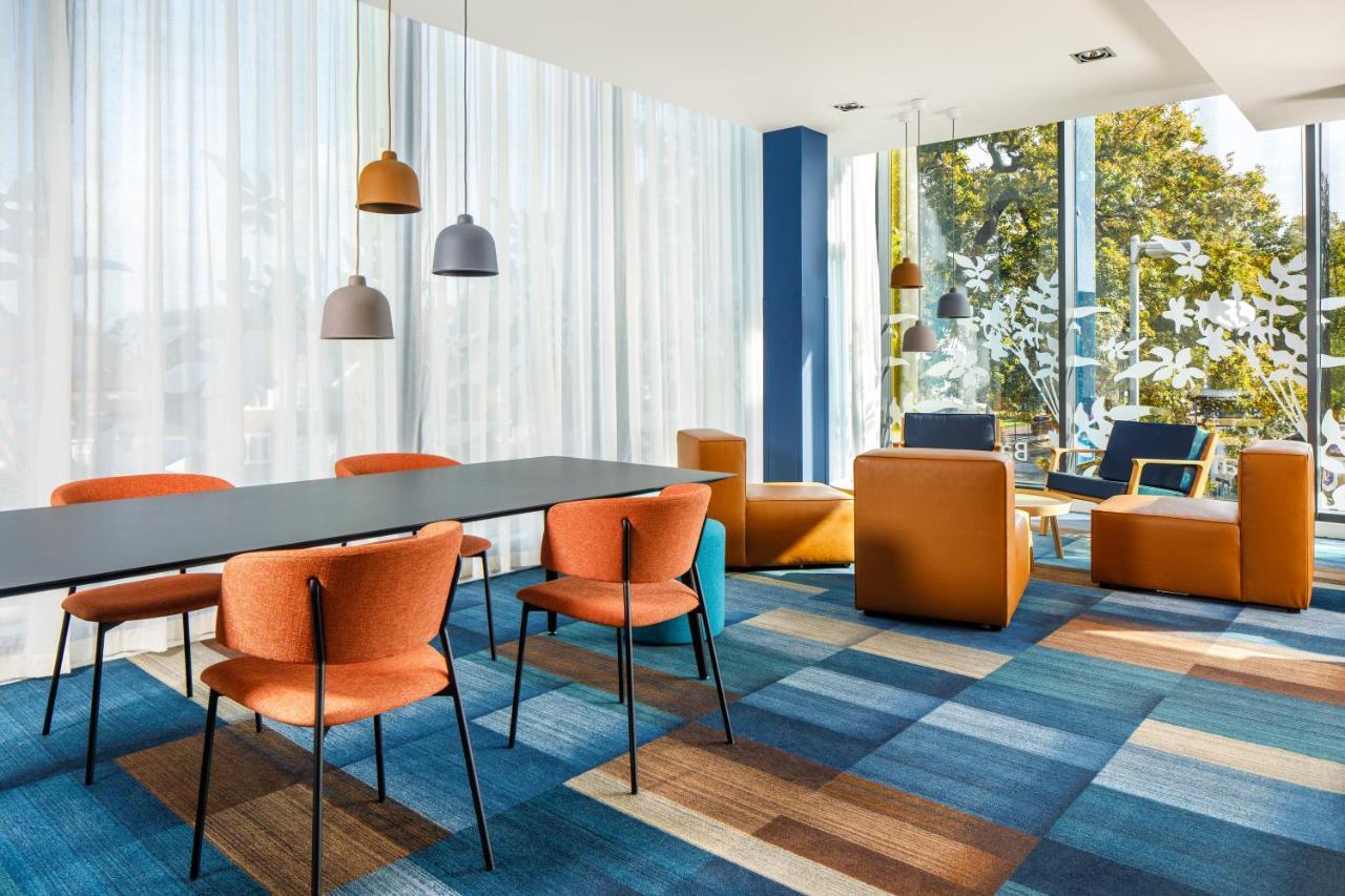 Ibis Budget London Heathrow Хаунслоу